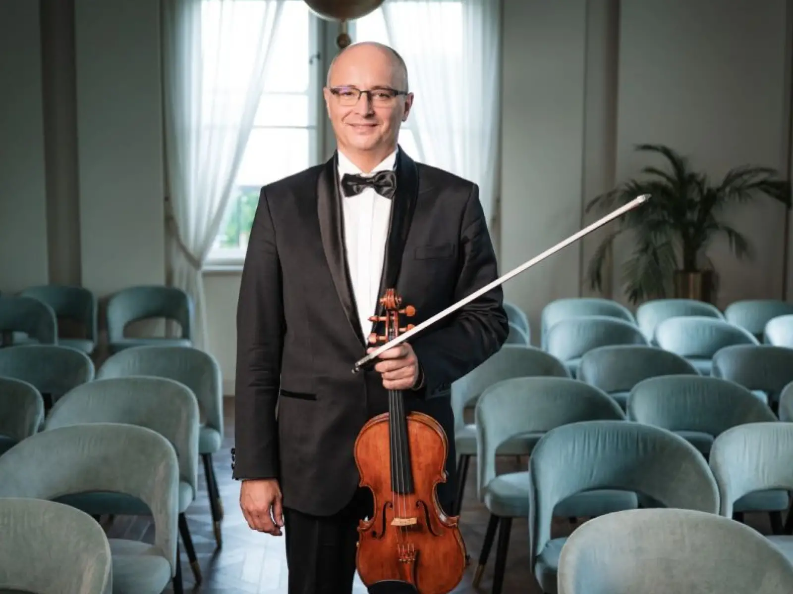 Lezsák Attila - hegedű Lezsák Attila - hegedű