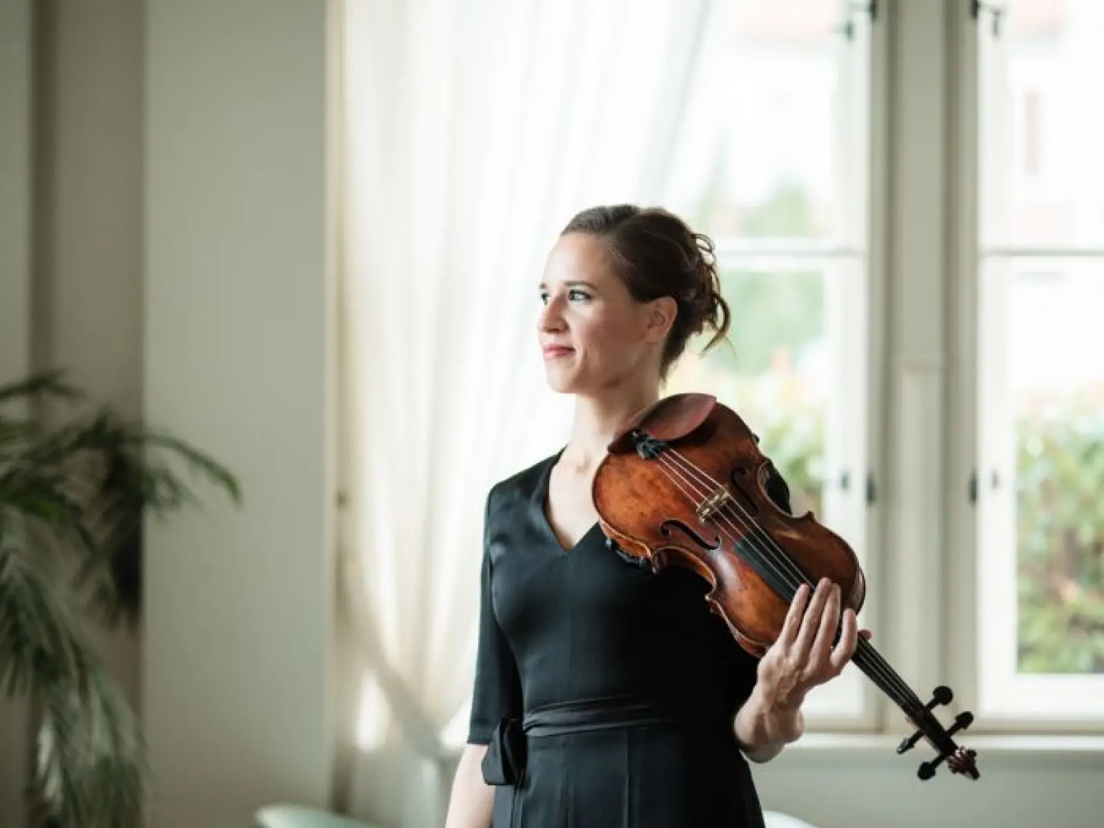 Király-Domány Bernadett - hegedű Király-Domány Bernadett - hegedű