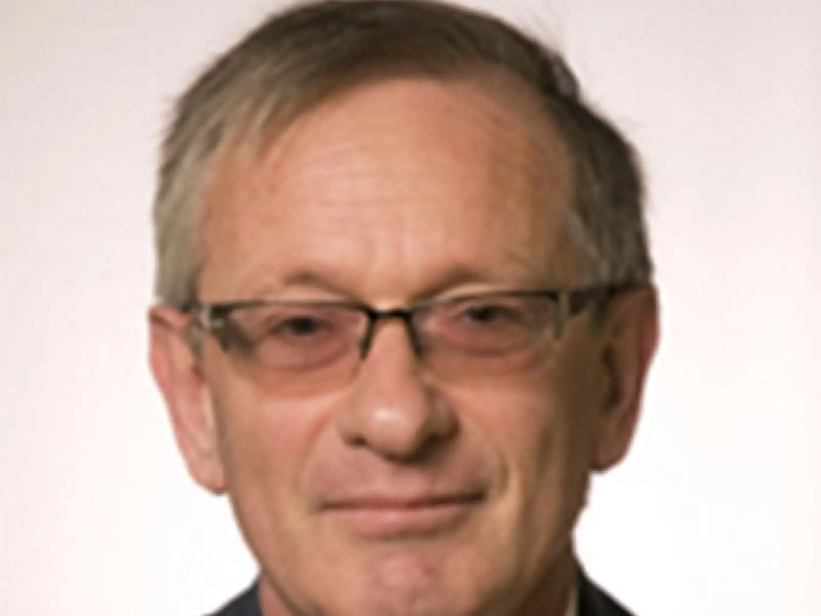 Dr. Gottfried Péter