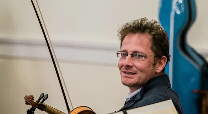 Megújulás régi fénnyel – interjú Tfirst Péterrel, zenekarunk koncertmesterével